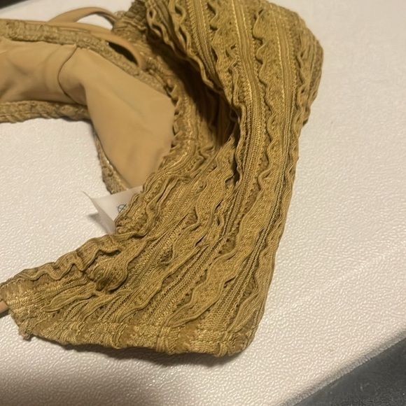 SHEIN Swim Basics Summer Beach Smocked Halter Triangle Bikini Set With Skirt - Picture 8 of 9